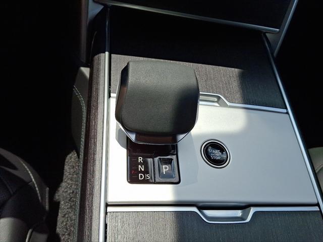 new 2025 Land Rover Range Rover car, priced at $138,650