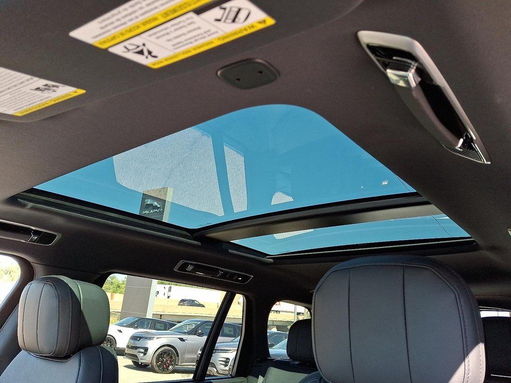 new 2025 Land Rover Range Rover car, priced at $154,625