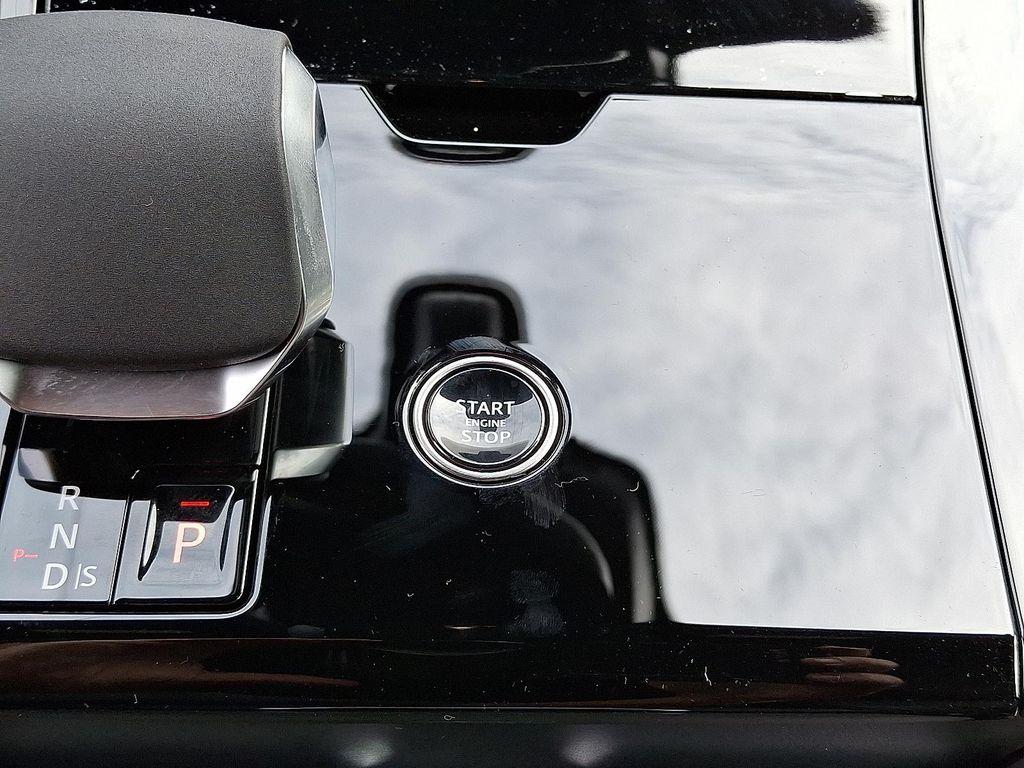 new 2025 Land Rover Range Rover Sport car, priced at $89,770