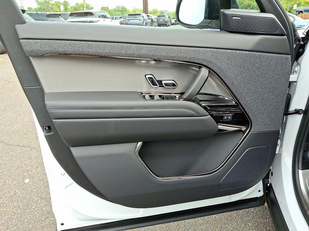 new 2025 Land Rover Range Rover Sport car, priced at $89,770