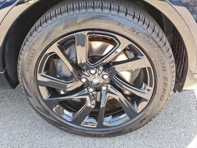 used 2023 Land Rover Discovery car, priced at $57,990