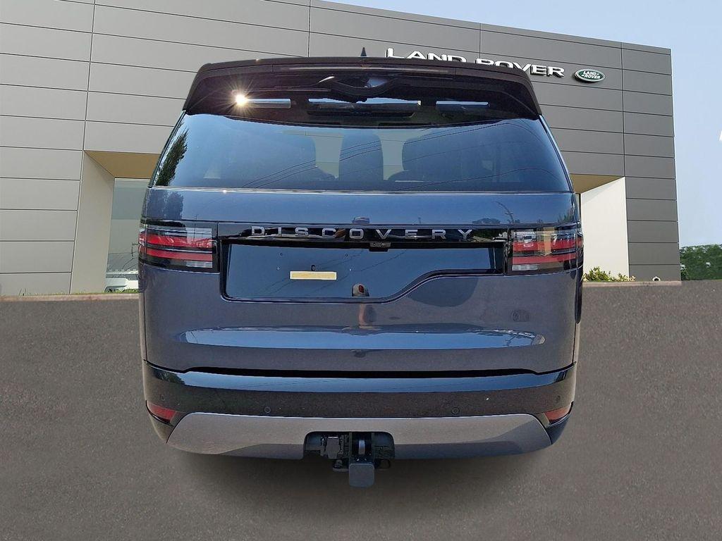 new 2025 Land Rover Discovery car, priced at $81,543