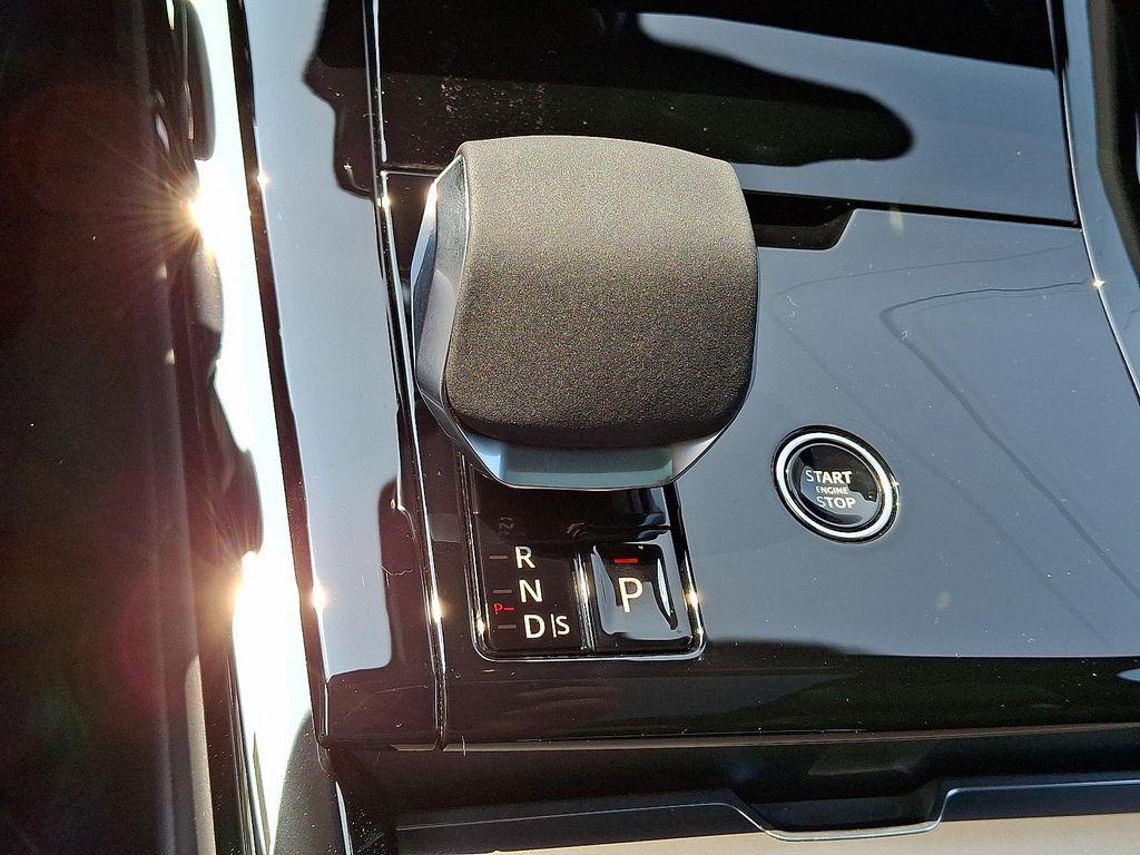 new 2025 Land Rover Range Rover Sport car, priced at $100,265