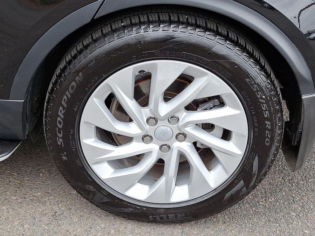 used 2025 Land Rover Discovery car, priced at $51,990