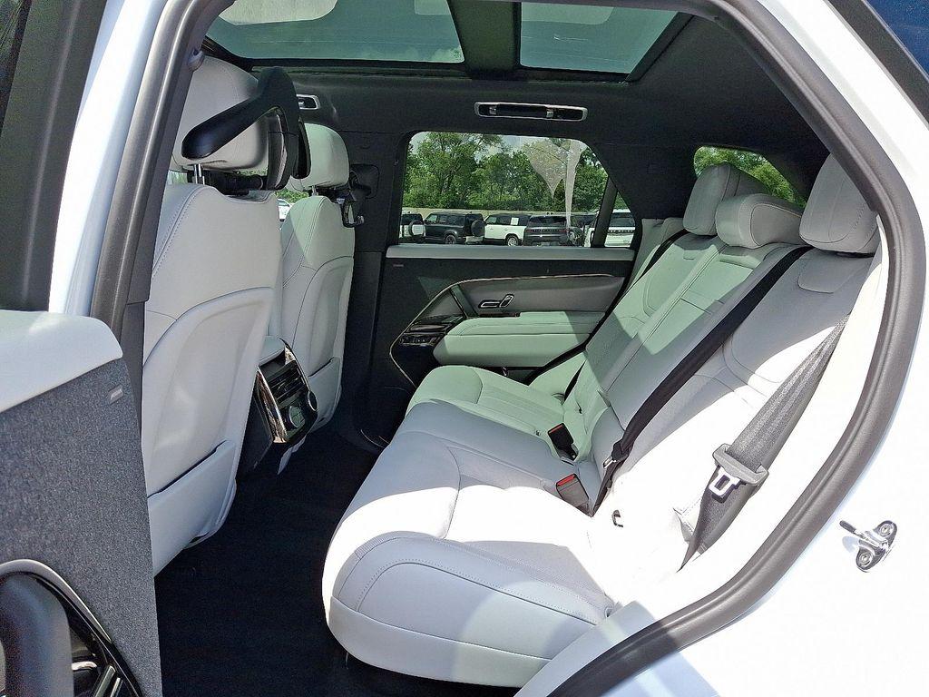 new 2025 Land Rover Range Rover Sport car, priced at $89,770