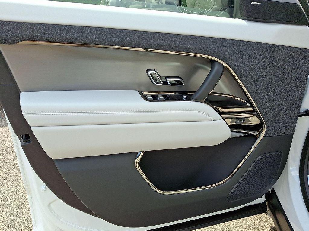 new 2025 Land Rover Range Rover Sport car, priced at $89,770
