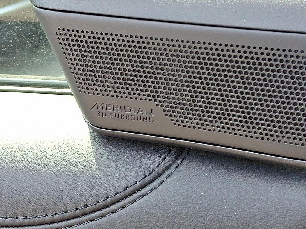new 2025 Land Rover Range Rover car, priced at $138,025