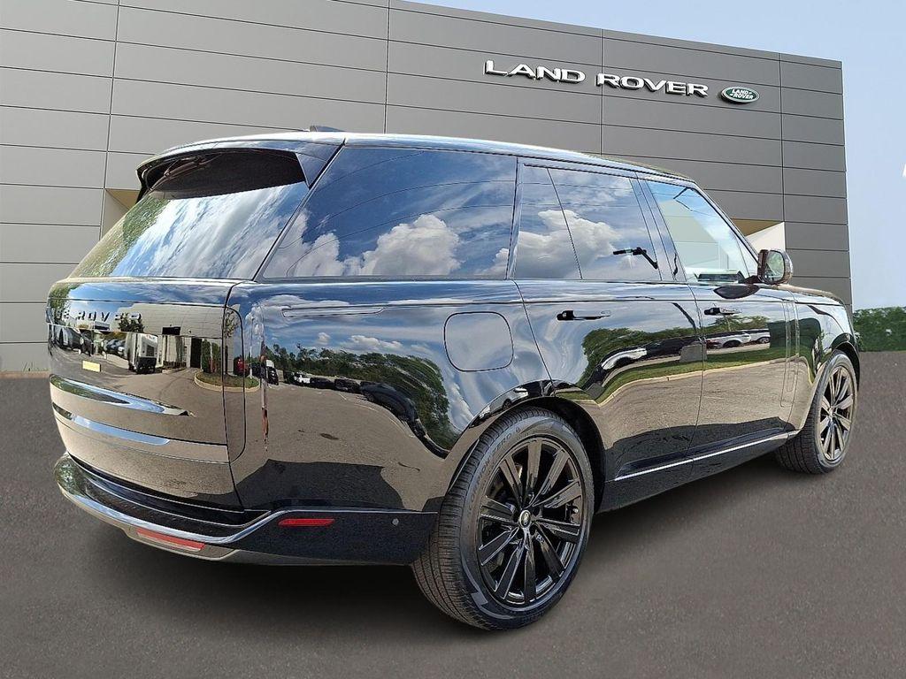 new 2025 Land Rover Range Rover car, priced at $138,025