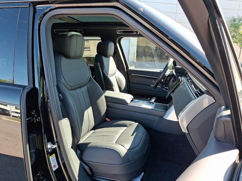 new 2025 Land Rover Range Rover car, priced at $129,155