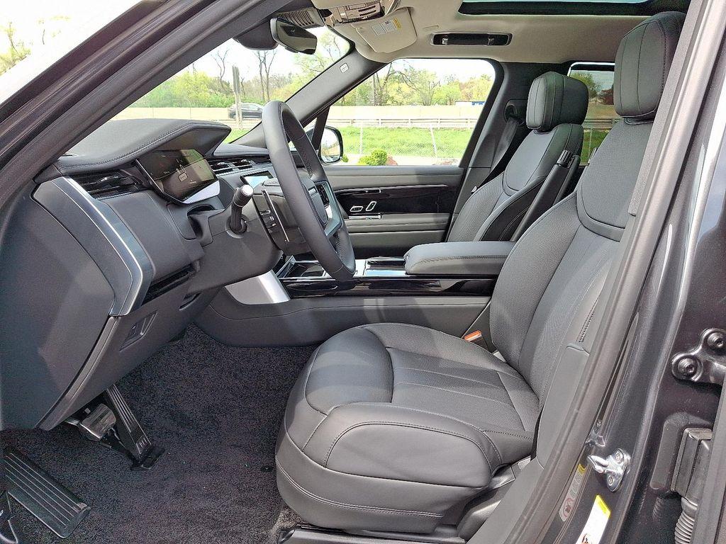 new 2025 Land Rover Range Rover car, priced at $126,165