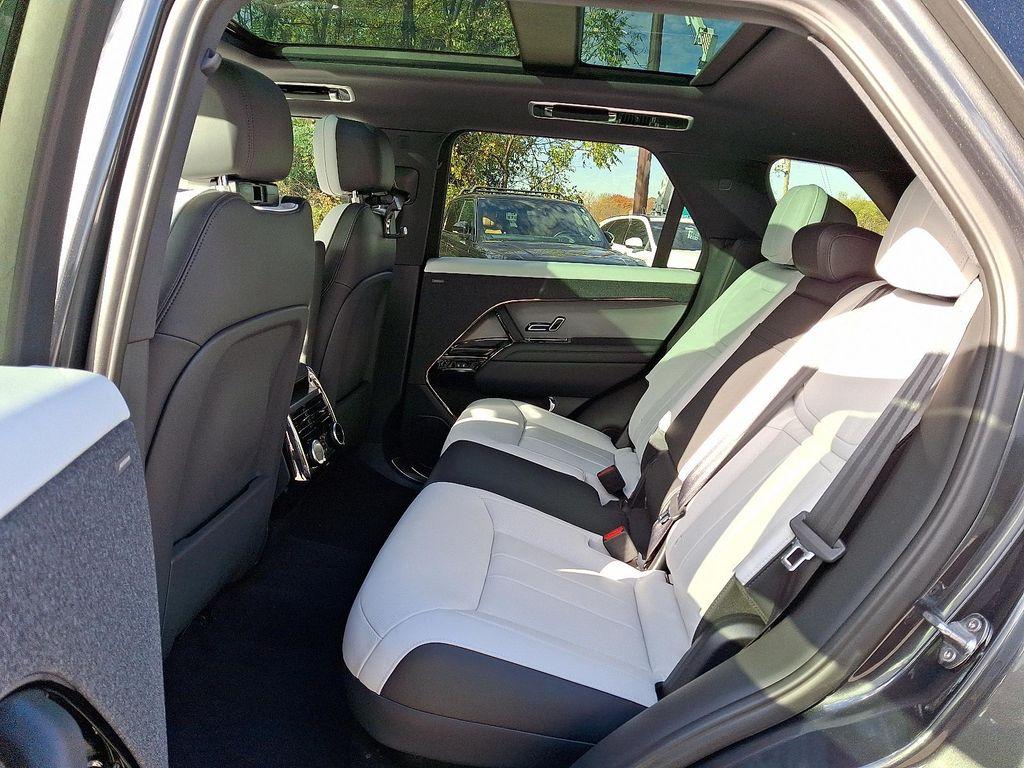 new 2025 Land Rover Range Rover Sport car, priced at $102,220