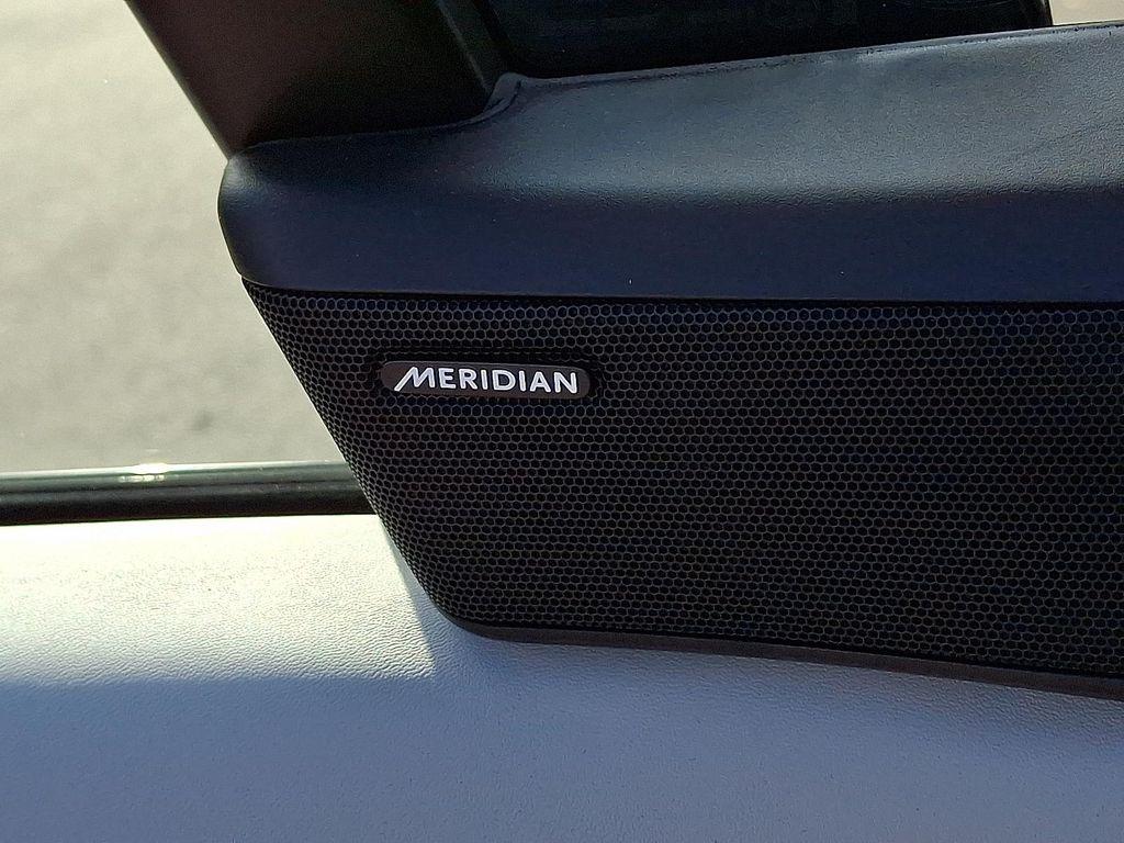 new 2025 Land Rover Range Rover Sport car, priced at $102,220