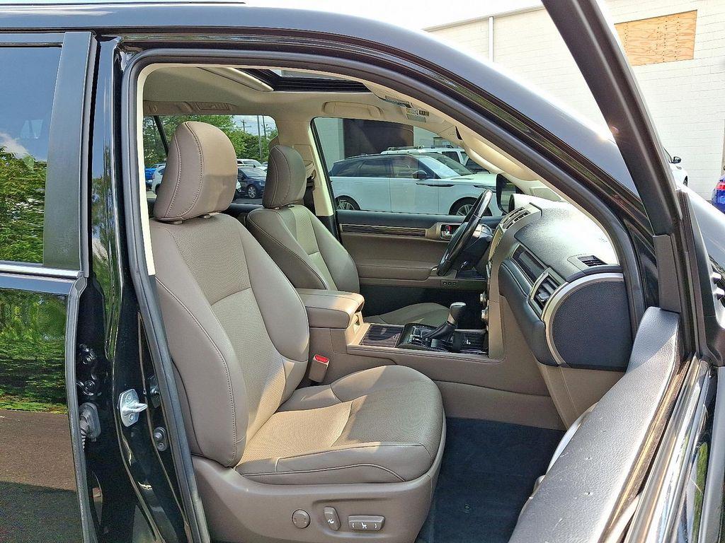 used 2020 Lexus GX 460 car, priced at $38,990