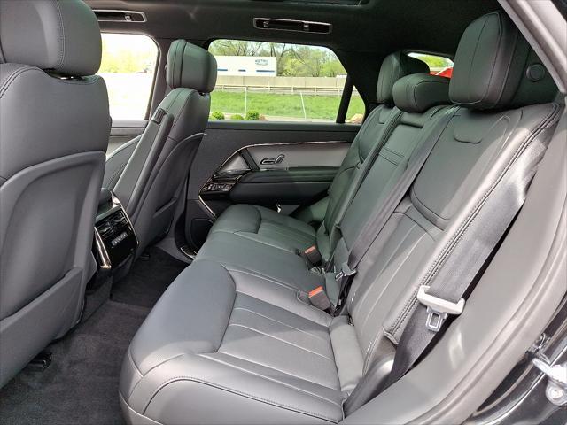 new 2025 Land Rover Range Rover Sport car, priced at $100,775