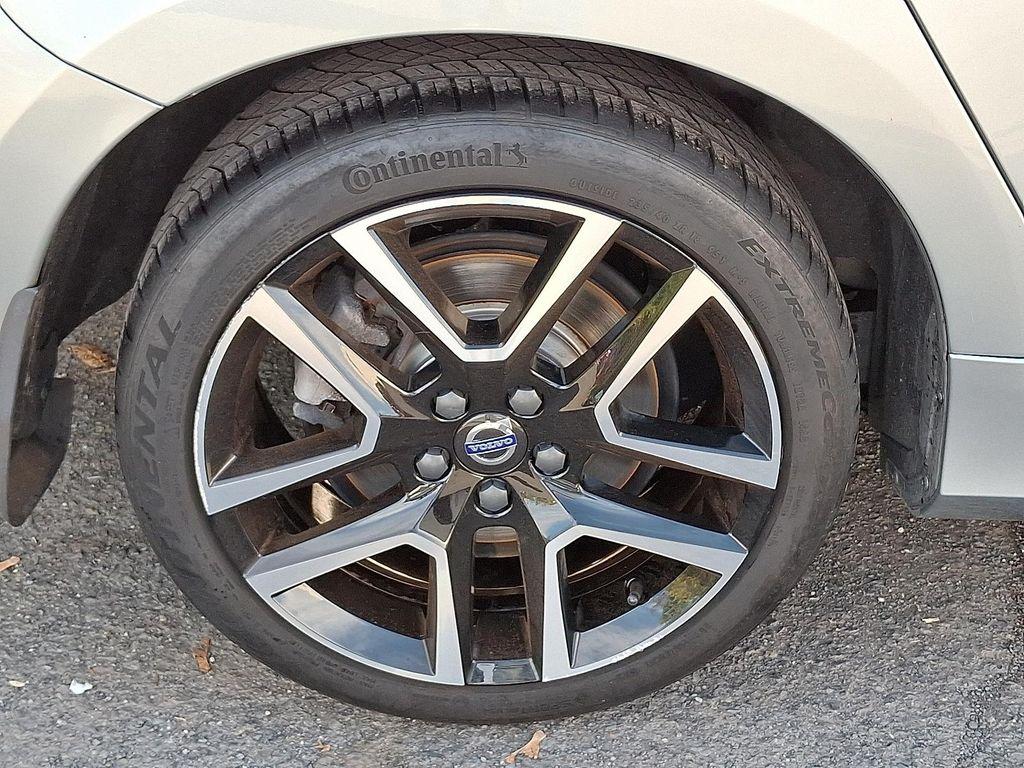used 2018 Volvo V60 car, priced at $22,990