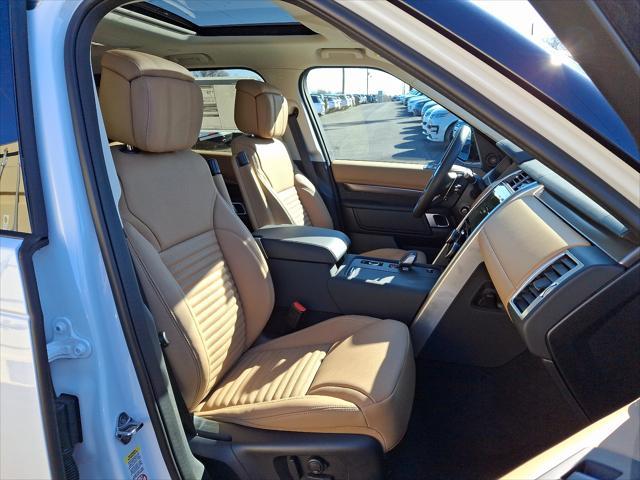 new 2025 Land Rover Discovery car, priced at $86,118