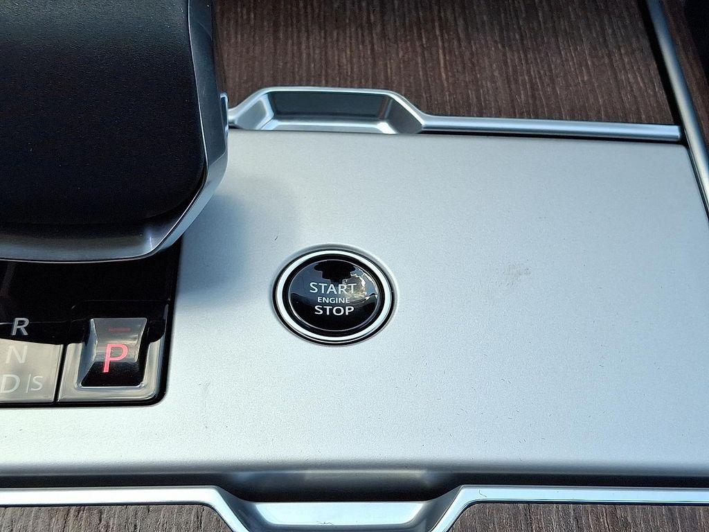 new 2025 Land Rover Range Rover car, priced at $122,705
