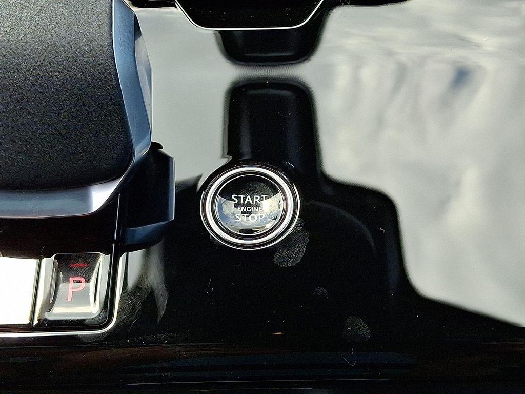 new 2025 Land Rover Range Rover Sport car, priced at $96,015