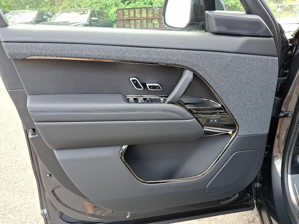 new 2025 Land Rover Range Rover Sport car, priced at $96,015