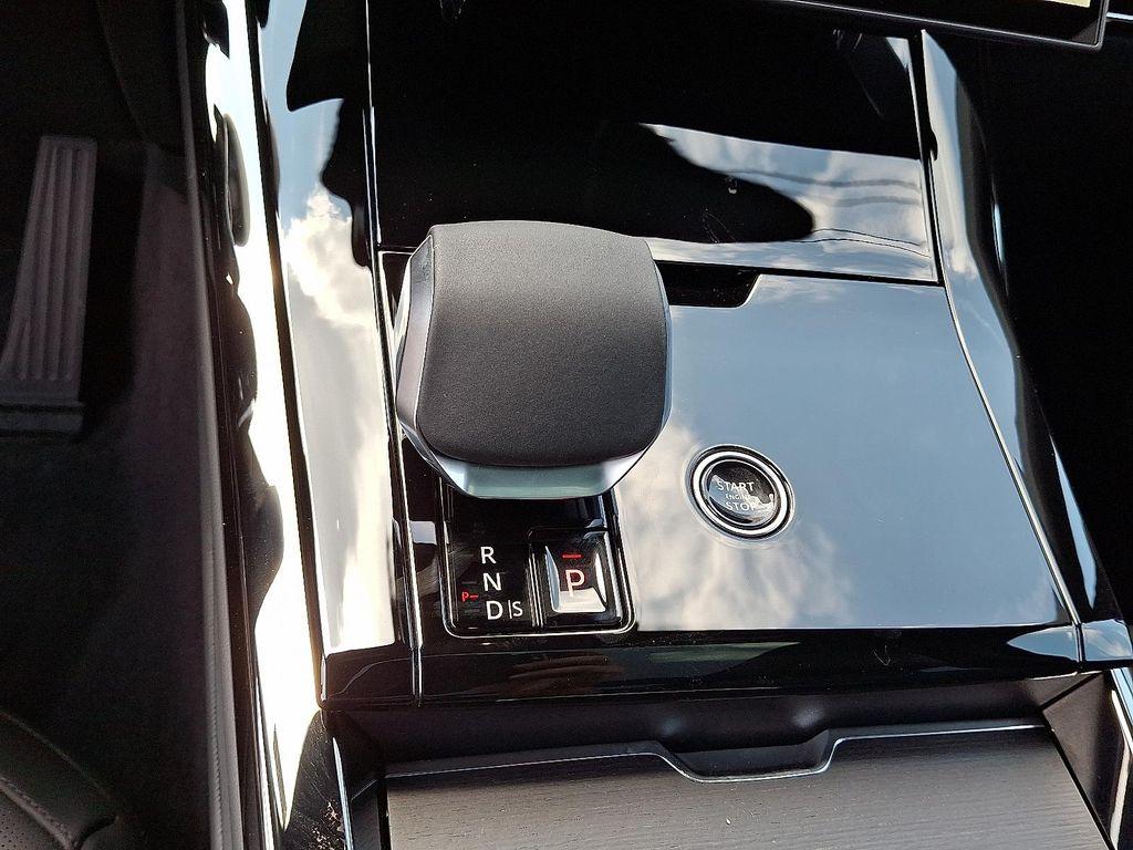new 2025 Land Rover Range Rover Sport car, priced at $96,015