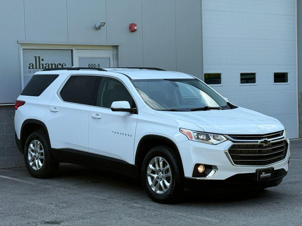 used 2020 Chevrolet Traverse car, priced at $17,997