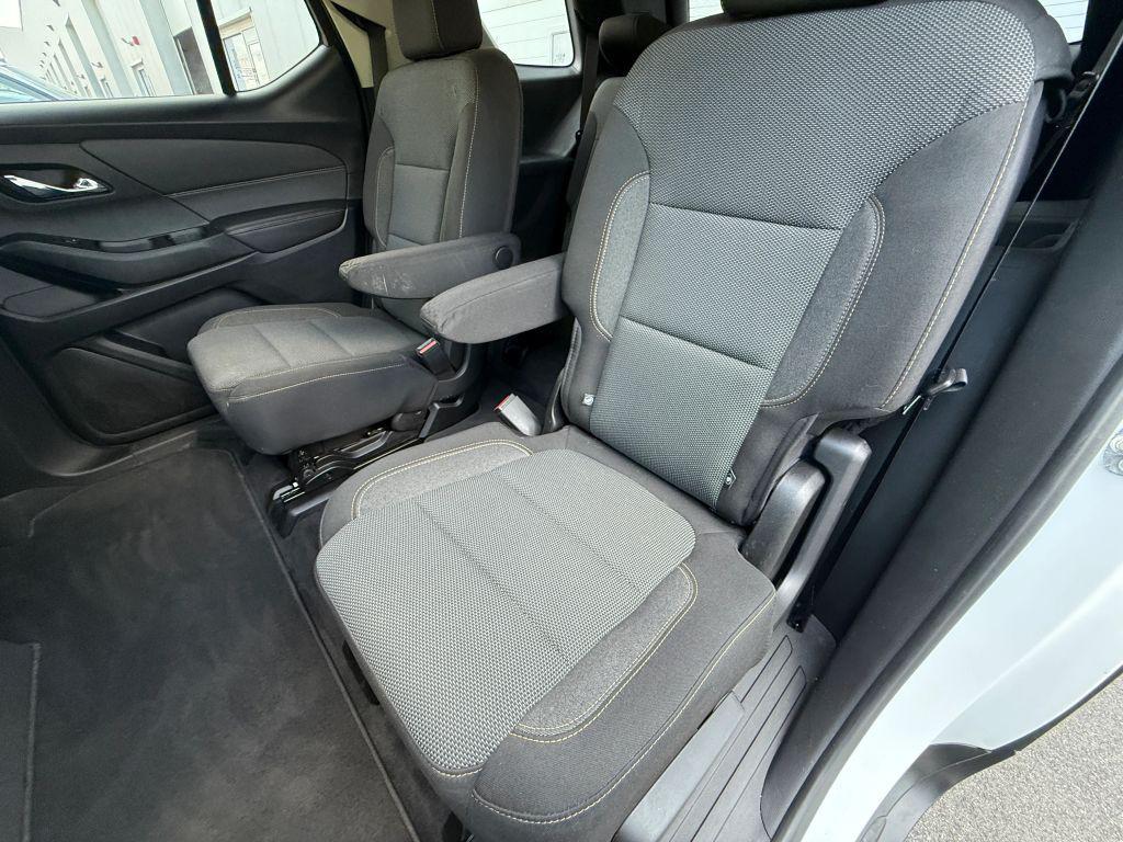 used 2020 Chevrolet Traverse car, priced at $17,997