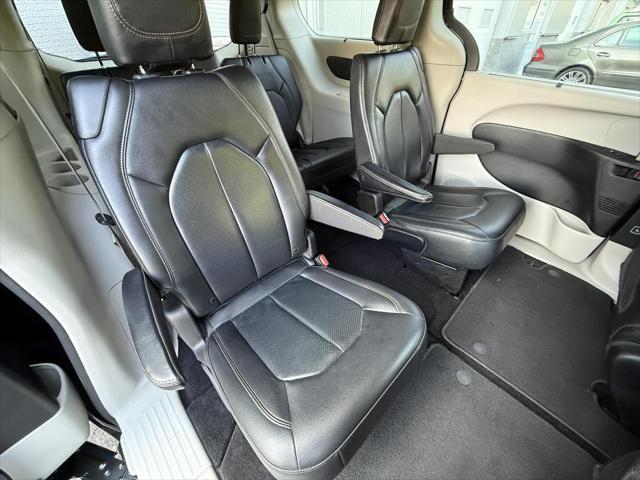 used 2019 Chrysler Pacifica car, priced at $15,497