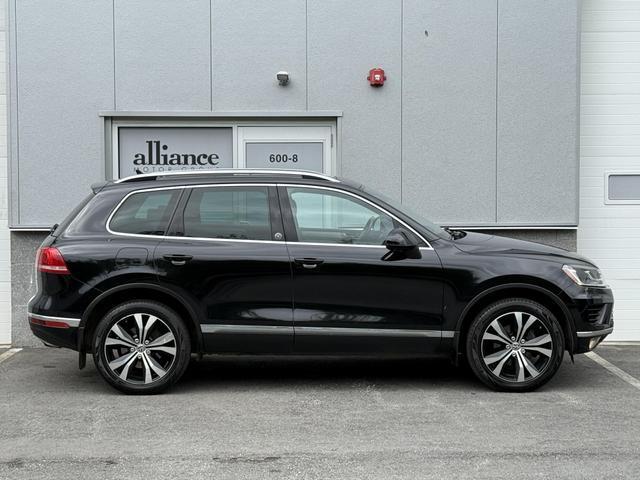 used 2017 Volkswagen Touareg car, priced at $14,497