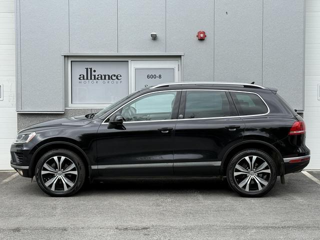 used 2017 Volkswagen Touareg car, priced at $14,497