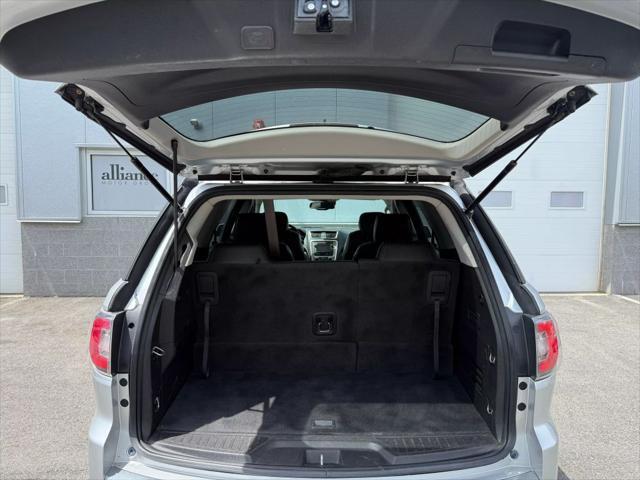 used 2015 GMC Acadia car, priced at $13,497