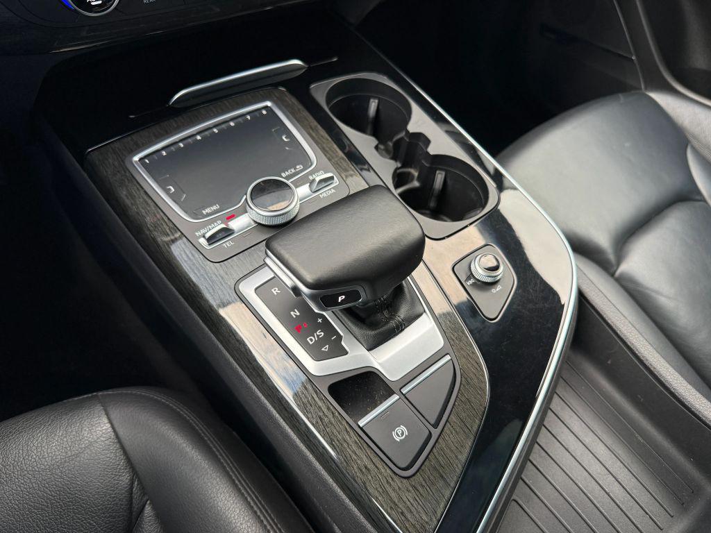 used 2017 Audi Q7 car, priced at $16,997