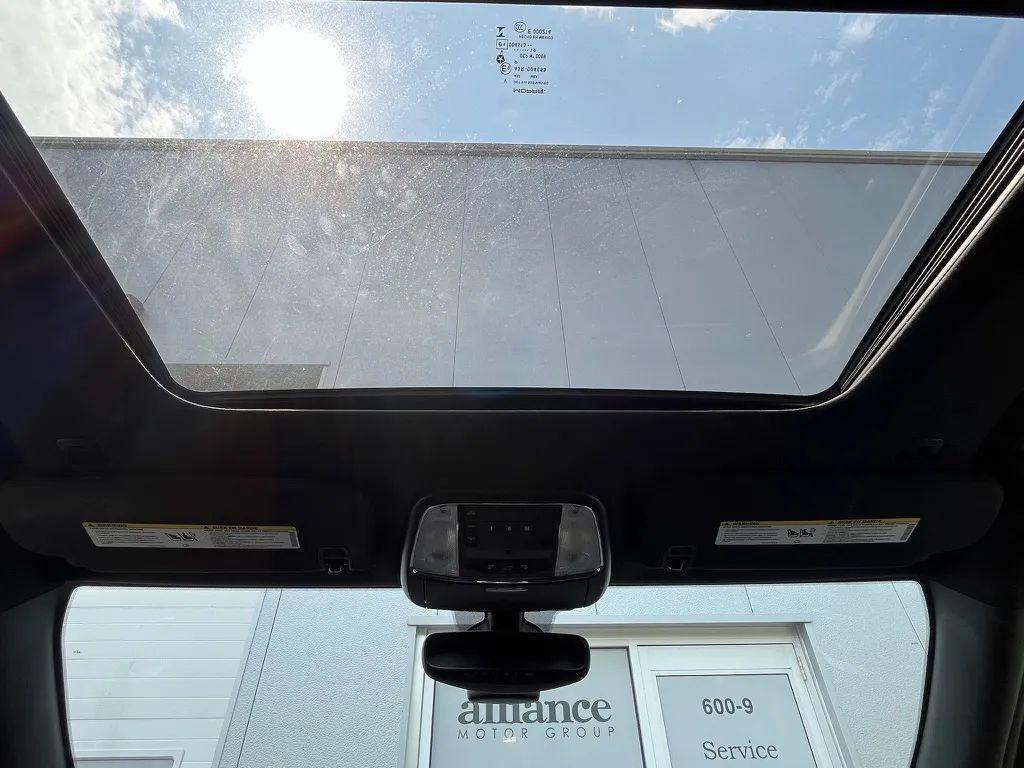 used 2019 Jeep Grand Cherokee car, priced at $17,497
