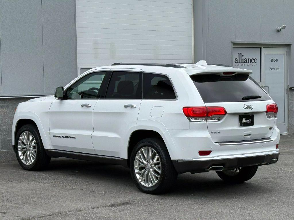used 2018 Jeep Grand Cherokee car, priced at $17,997