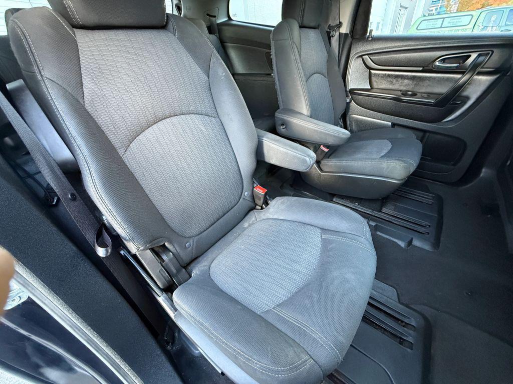used 2015 Chevrolet Traverse car, priced at $10,997