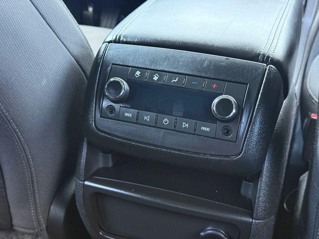 used 2015 Chevrolet Traverse car, priced at $10,997