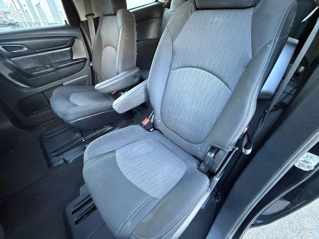 used 2015 Chevrolet Traverse car, priced at $10,997