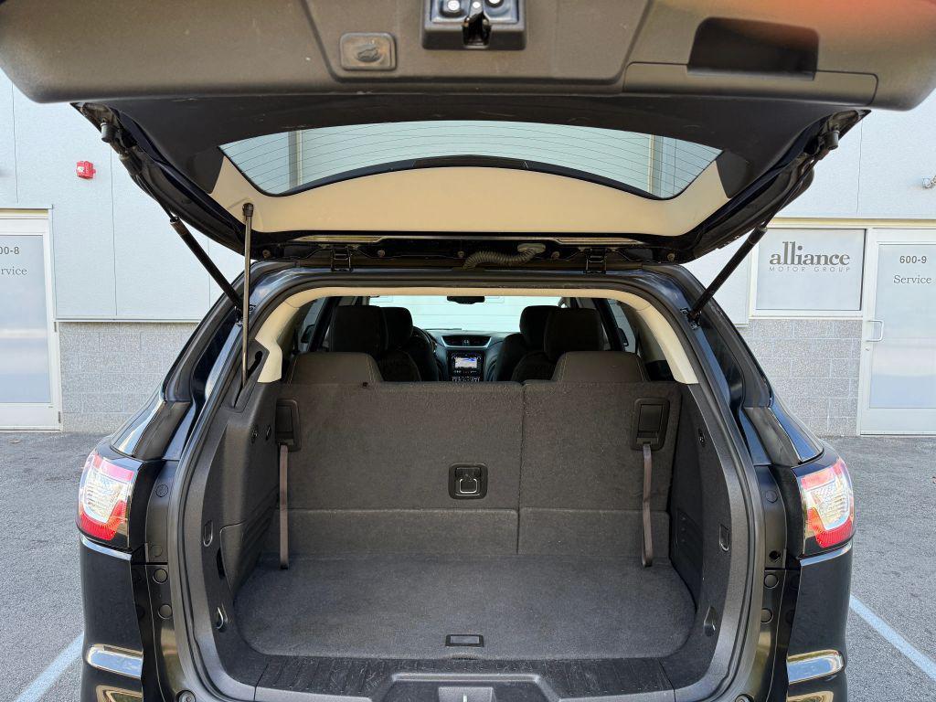 used 2015 Chevrolet Traverse car, priced at $10,997