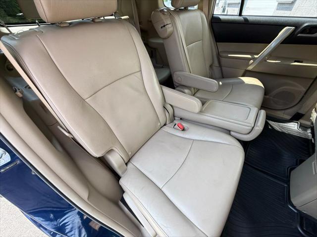 used 2012 Toyota Highlander car, priced at $7,997