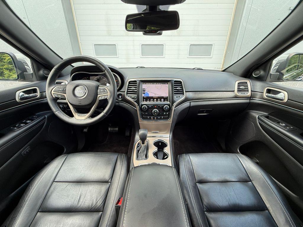 used 2016 Jeep Grand Cherokee car, priced at $16,497