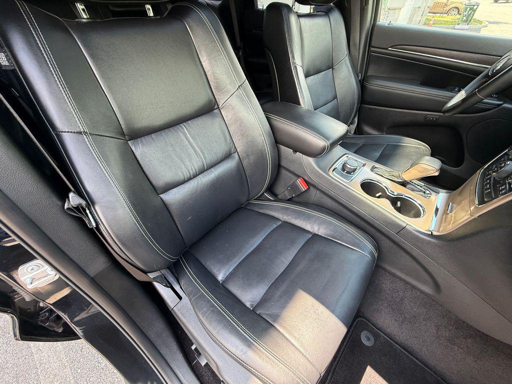 used 2016 Jeep Grand Cherokee car, priced at $16,497