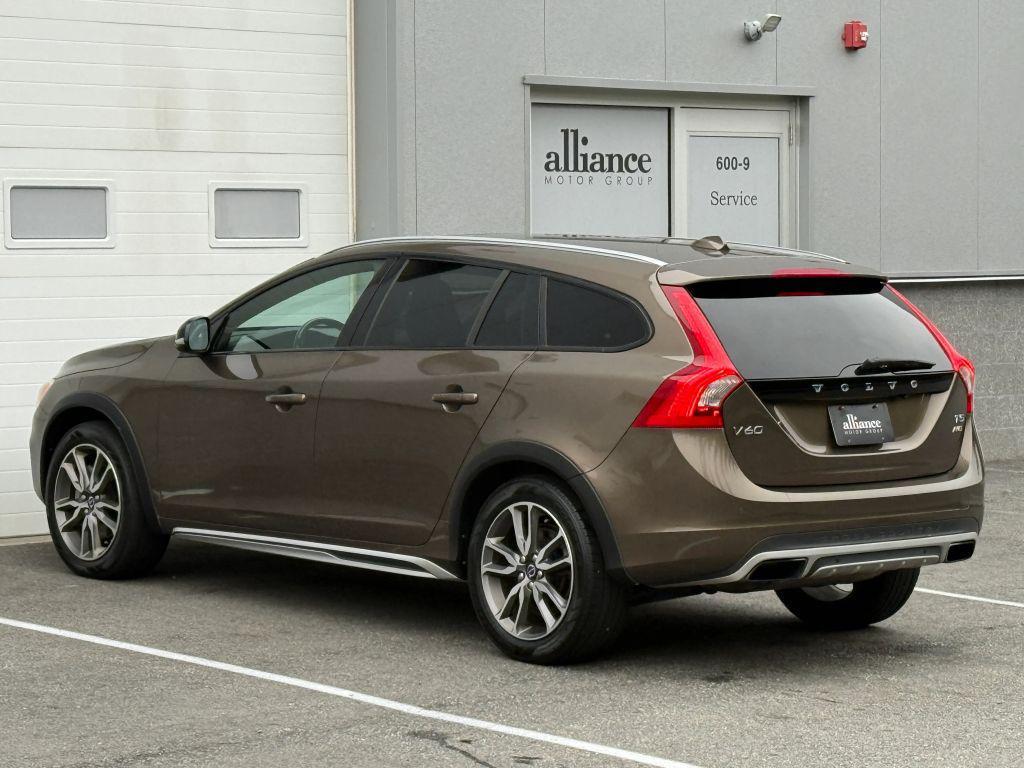 used 2016 Volvo V60 Cross Country car, priced at $12,497