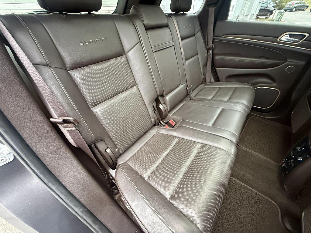 used 2014 Jeep Grand Cherokee car, priced at $13,497