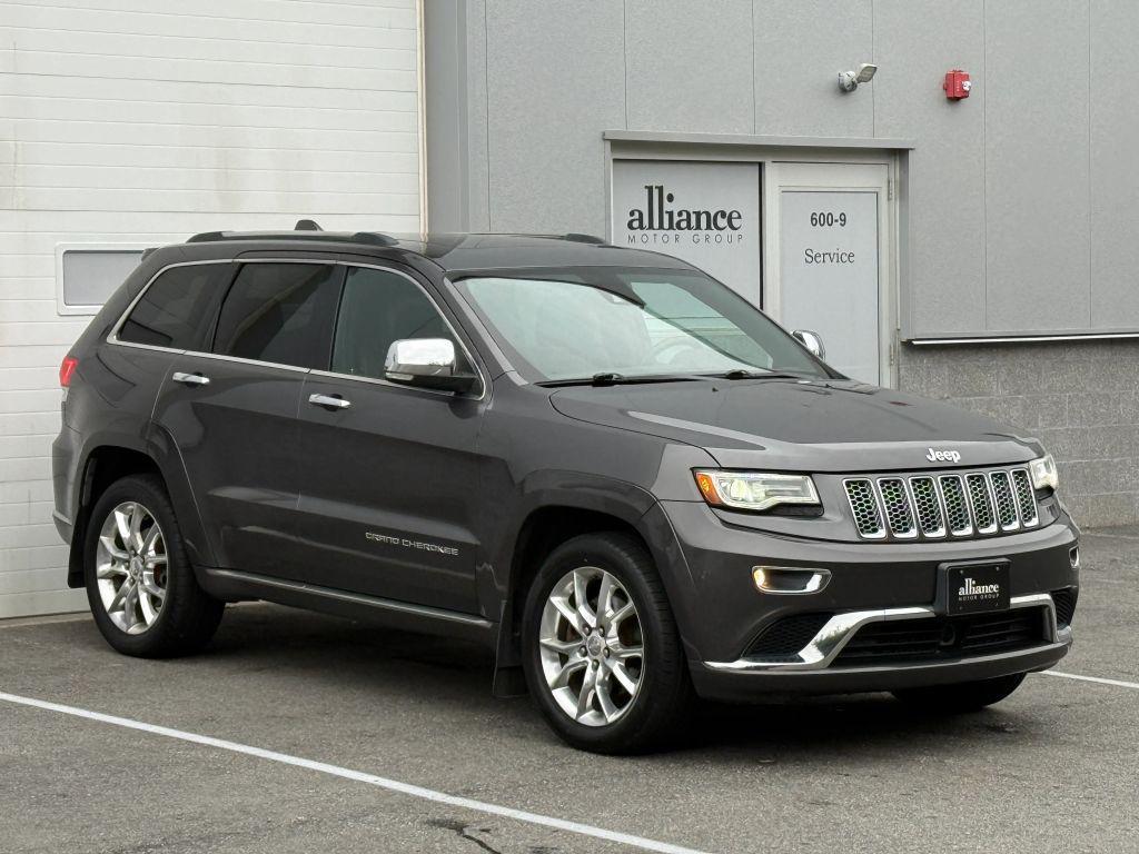 used 2014 Jeep Grand Cherokee car, priced at $13,497