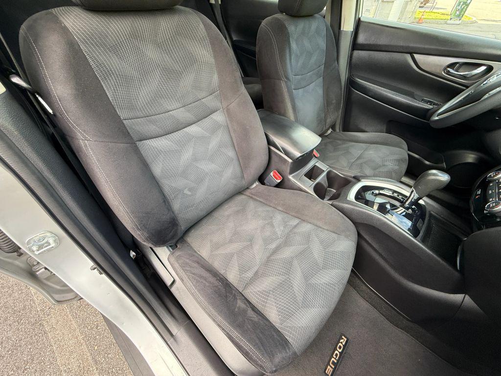 used 2015 Nissan Rogue car, priced at $9,497