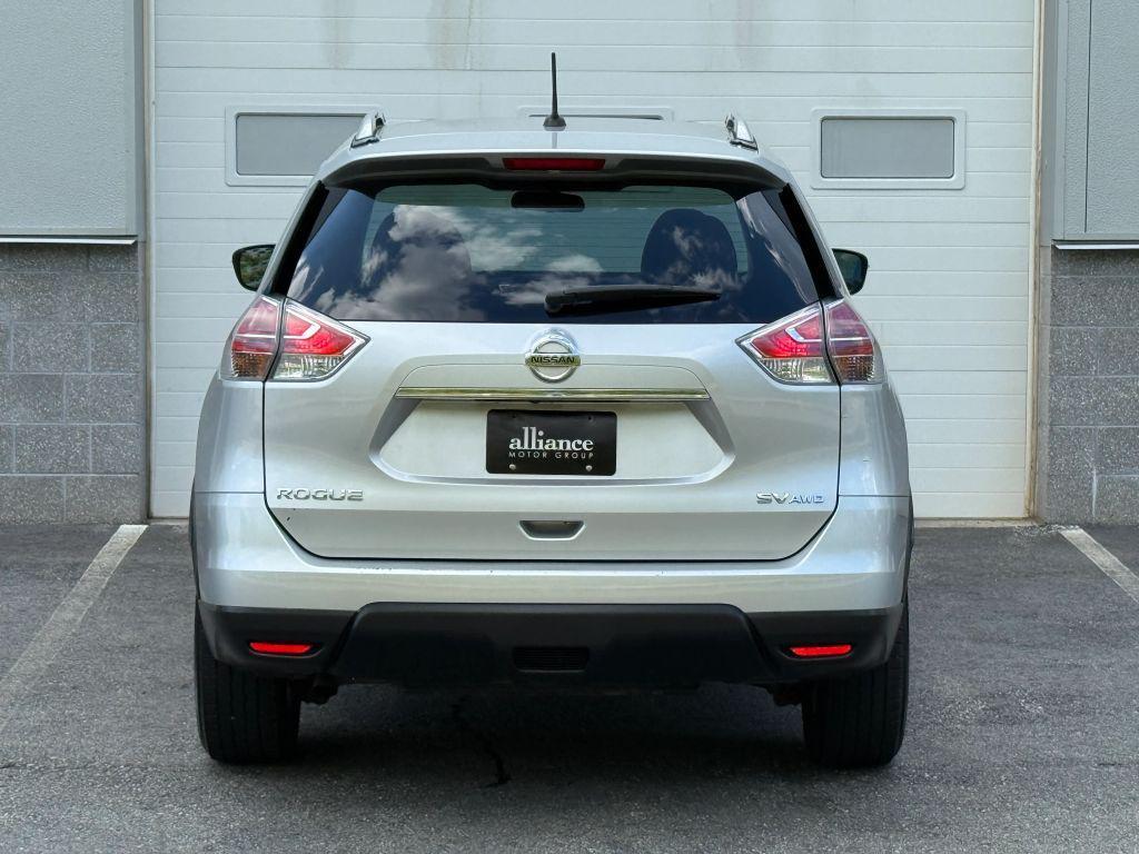 used 2015 Nissan Rogue car, priced at $9,497