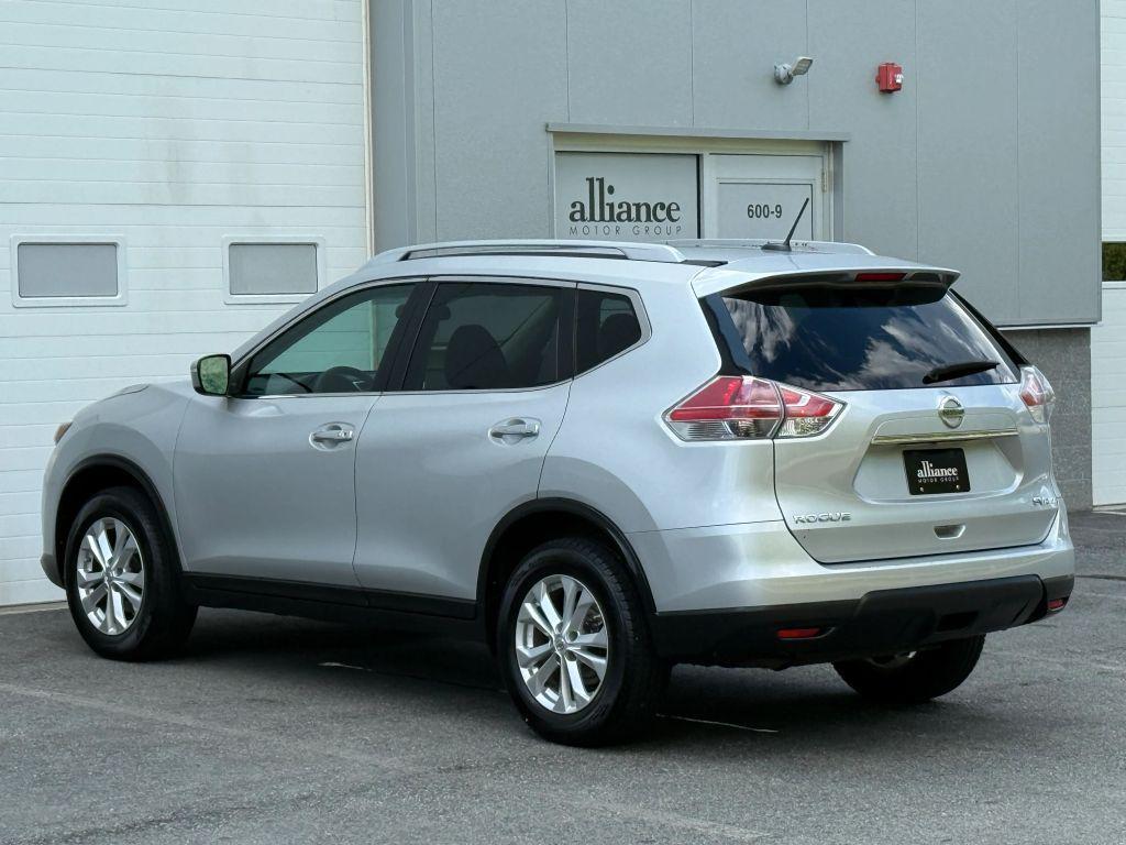 used 2015 Nissan Rogue car, priced at $9,497