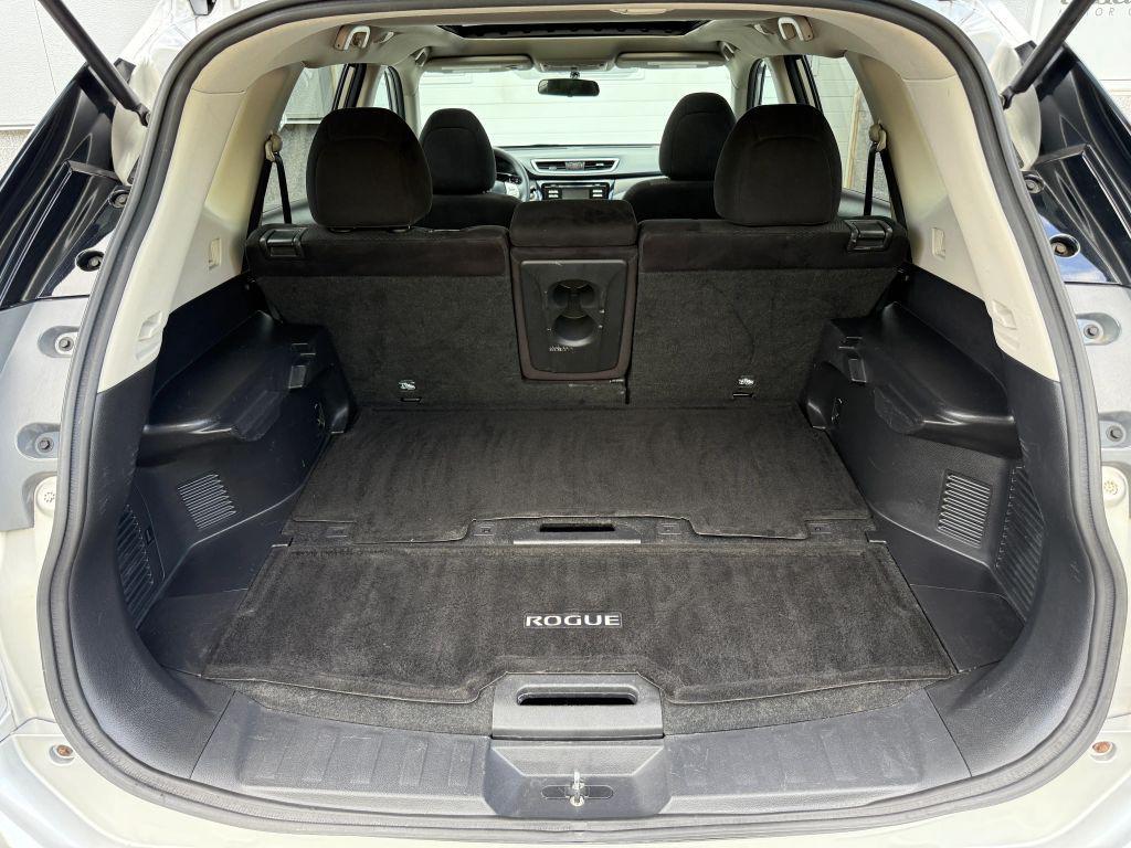 used 2015 Nissan Rogue car, priced at $9,497