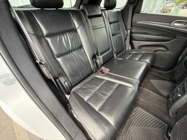 used 2015 Jeep Grand Cherokee car, priced at $13,997