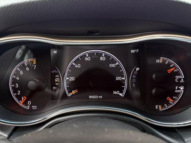 used 2015 Jeep Grand Cherokee car, priced at $13,997