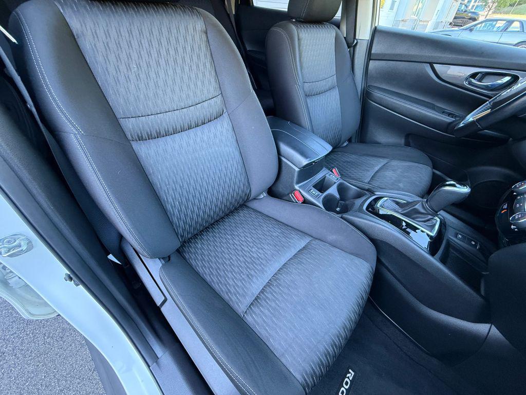 used 2019 Nissan Rogue car, priced at $12,497